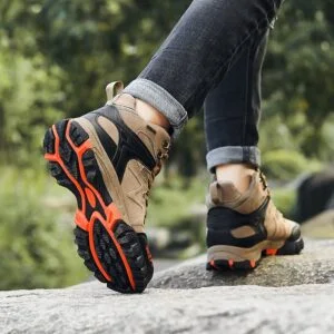 jual sepatu gunung snta 496