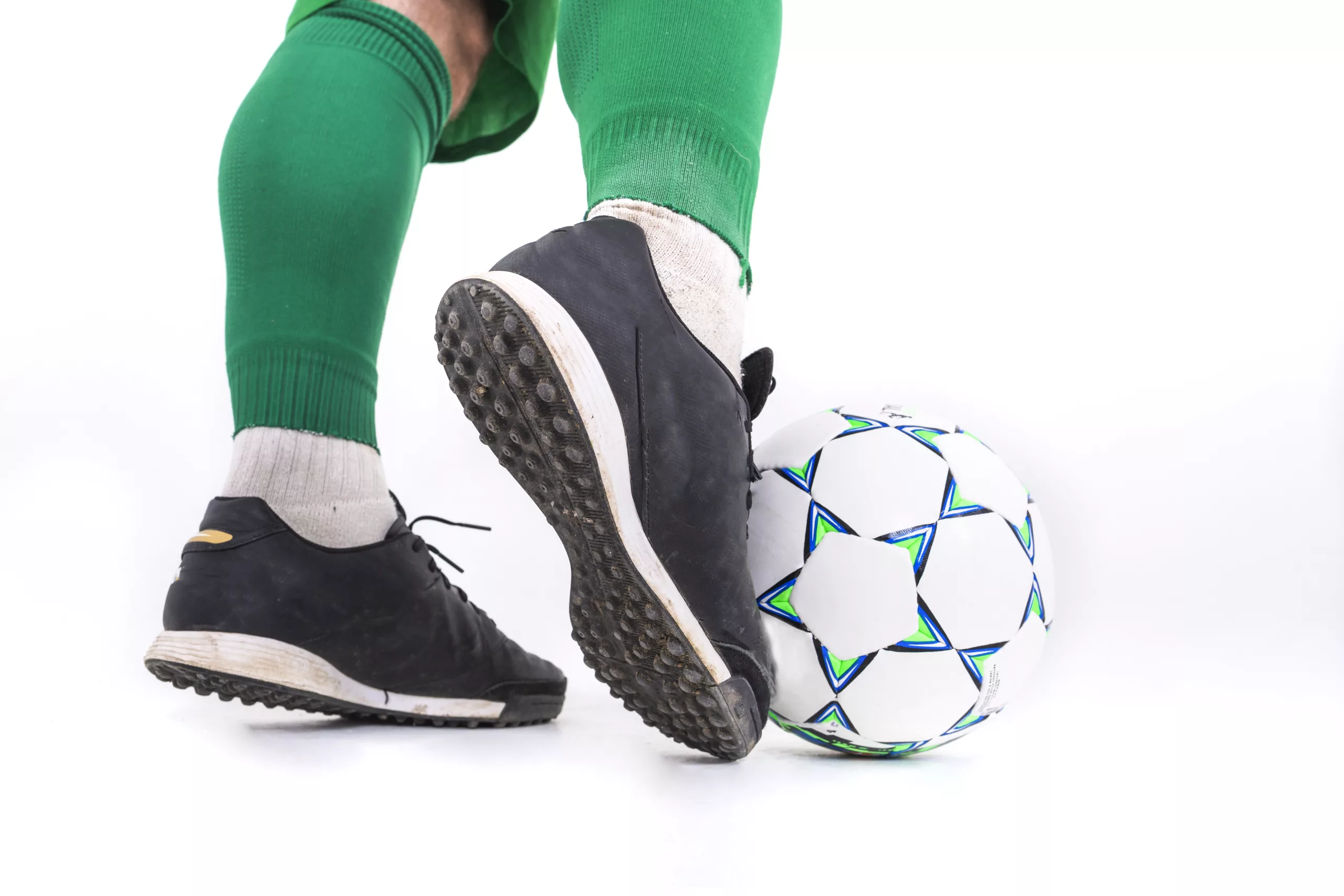 7 Tips Memilih Sepatu Futsal yang Tepat